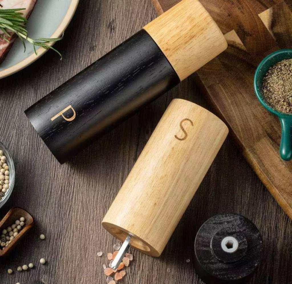 Custom Creative Wooden Spice Grinder Set Salt and Pepper Mill Shaker for Kitchen Cooking Tools